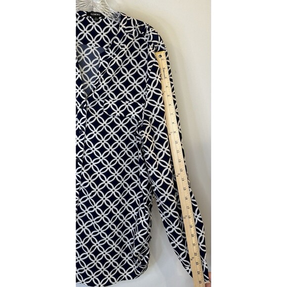 Elementz Women’s XL Navy White Chain Print Button Blouse Elegant Classic Style - Picture 4 of 10
